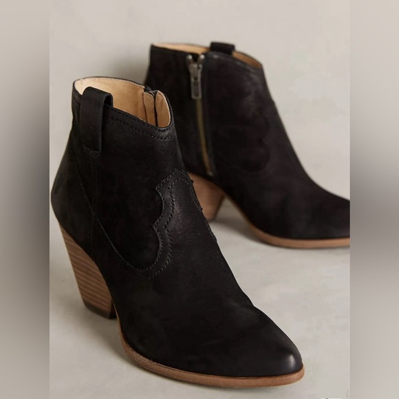 FRYE AND CO. Shoes - FRYE Reina Black Suede Oil Slick Leather Ankle Chunky Heel Booties US 7